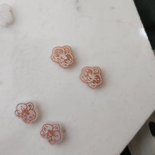 Load image into Gallery viewer, Orchid Studs