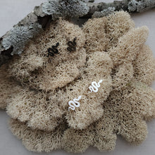 Load image into Gallery viewer, Mini Snake Studs