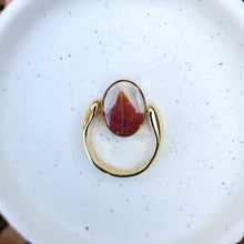 Load image into Gallery viewer, Red Oakleaf Sumac in Gold Oval
